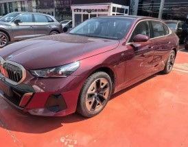 宝马i5纯电2024款(宝马i5纯电动)