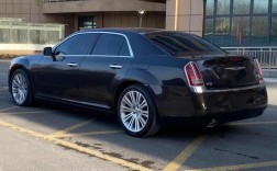 300c是什么车,车尾有个300c是什么车