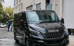 依维柯7座图片(依维柯7座新车报价)