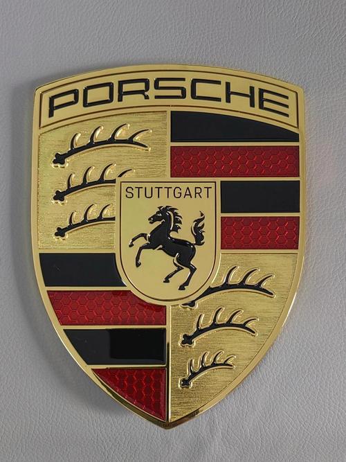 盾牌车标大全图片及名称(盾牌车标是什么牌子)