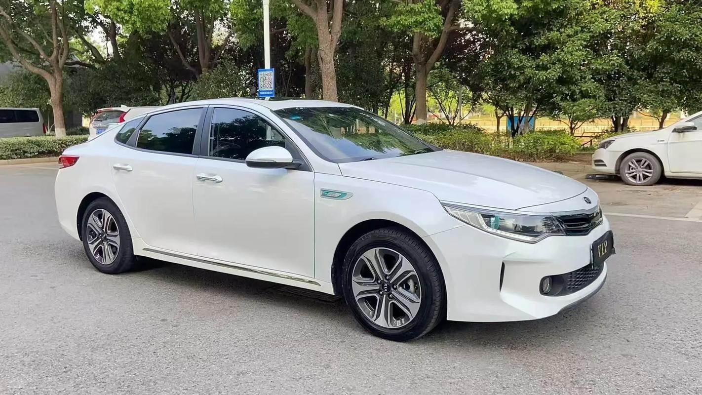 起亚k5售价多少 起亚k5售价多少钱