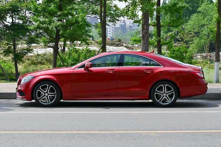 cls260奔驰多少钱报价及图片/cls260奔驰价格及图片