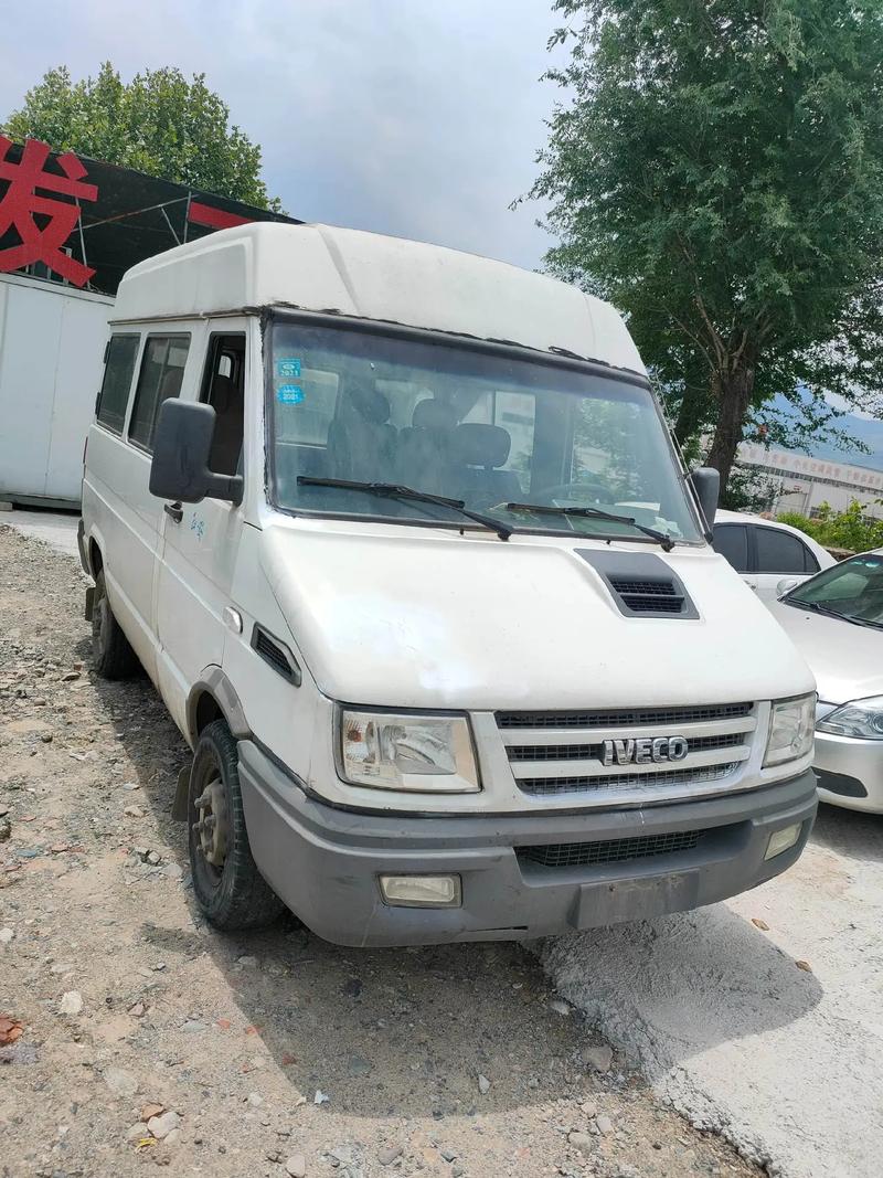 宁波依维柯二手车报价,宁波依维柯二手车报价查询