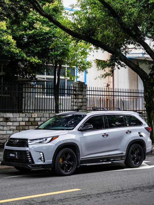 汉兰达改装案例 汉兰达2021款改装