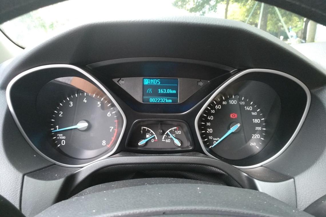 福特福克斯三厢油耗怎么样 福特福克斯三厢费油吗