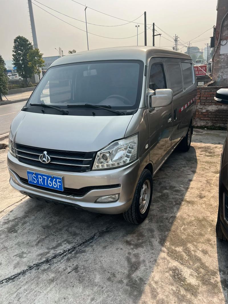 长安2代面包车报价及图片/长安面包2坐箱货车报价及图片