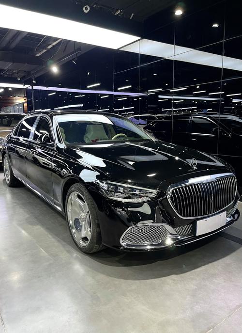 奔驰s680的1300万,奔驰s680裸车价多少钱