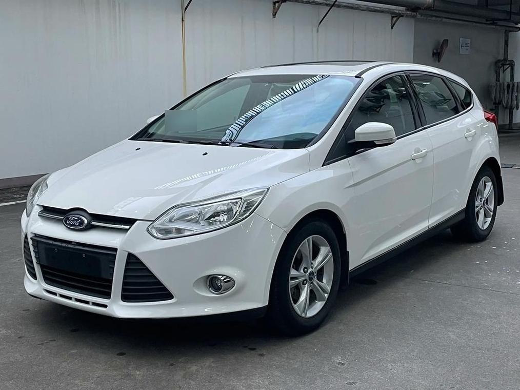 福克斯12款三厢/福克斯三厢12款怎么样